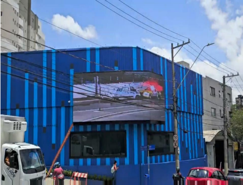 戶外防水鐵箱體P4全彩LED顯示屏用于巴西的城市街道